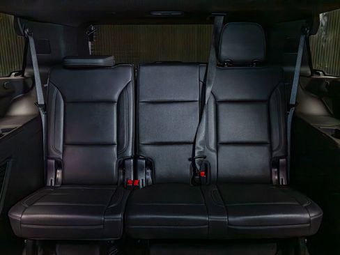 Used 2022 Chevrolet Tahoe Z71 w/ Luxury Package image 25