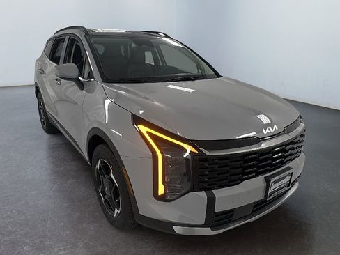 New 2026 Kia Sportage EX w/ EX Panoramic Sunroof Package image 1