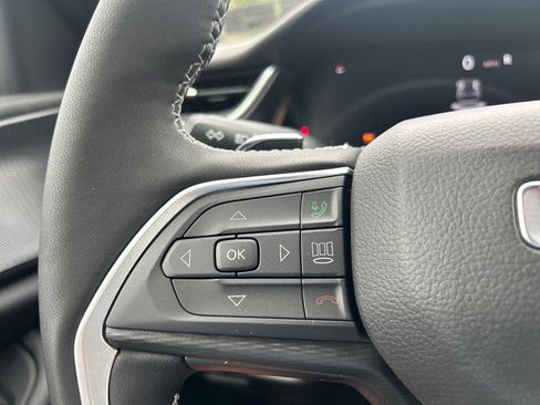 New 2025 Jeep Grand Cherokee Altitude image 15