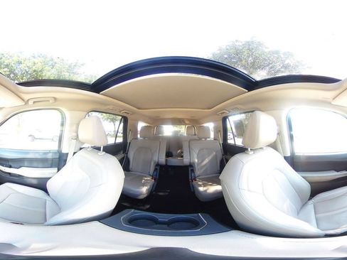 Used 2024 Ford Expedition Limited AWD/4WD image 47