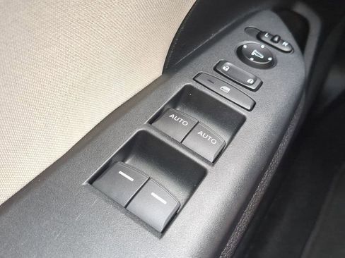 Used 2018 Honda Civic EX image 19