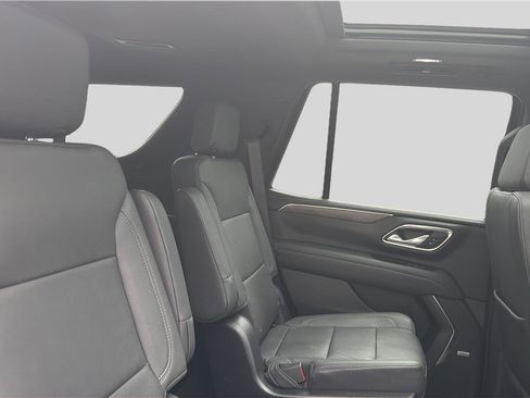 Used 2023 Chevrolet Tahoe Z71 w/ Luxury Package AWD/4WD image 22
