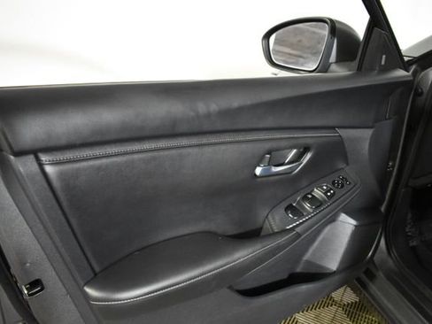 Certified 2023 Nissan Sentra SV w/ All-Weather Package FWD image 7