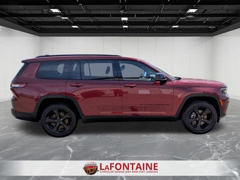 Certified 2023 Jeep Grand Cherokee L Laredo AWD/4WD image 6