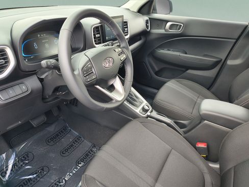 New 2026 Hyundai Venue SEL FWD image 19