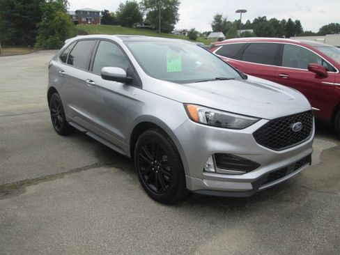 Used 2024 Ford Edge ST-Line image 3