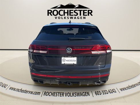 New 2026 Volkswagen Atlas Cross Sport SEL R-Line image 8