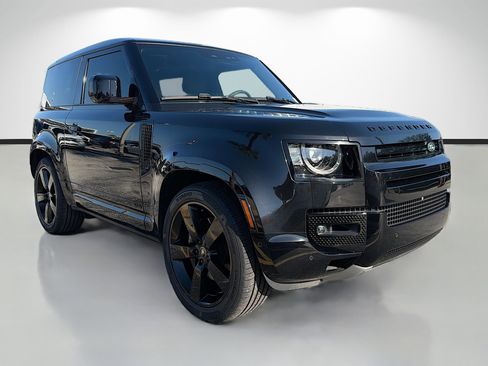 Used 2023 Land Rover Defender 90 V8 AWD/4WD image 1