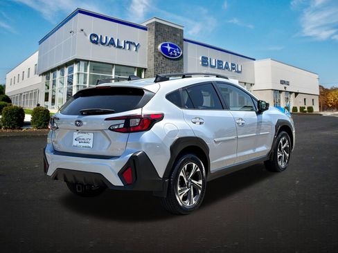 Used 2024 Subaru Crosstrek 2.0i Premium AWD/4WD image 4