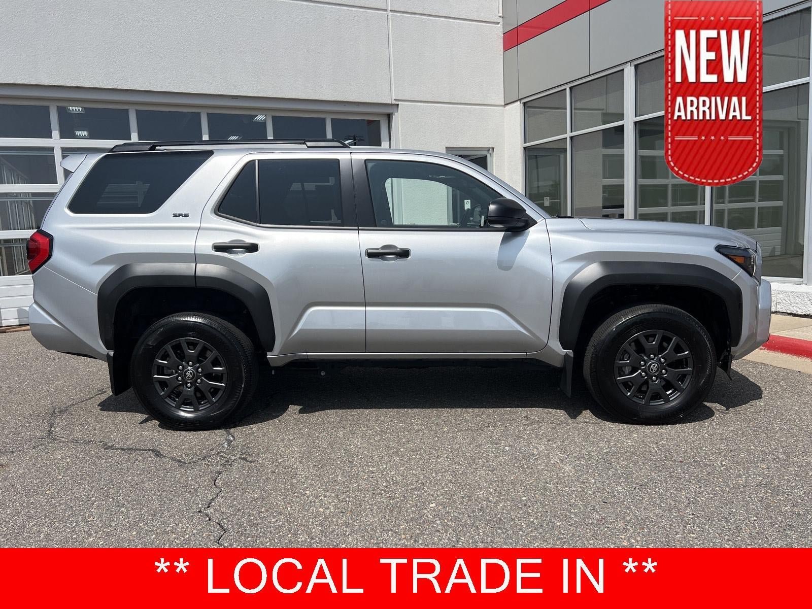 Used 2025 Toyota 4Runner SR5 AWD/4WD image 1