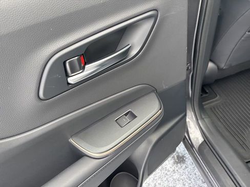 Used 2023 Toyota Crown XLE image 19