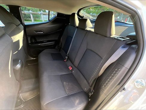 Used 2021 Toyota C-HR LE FWD image 23