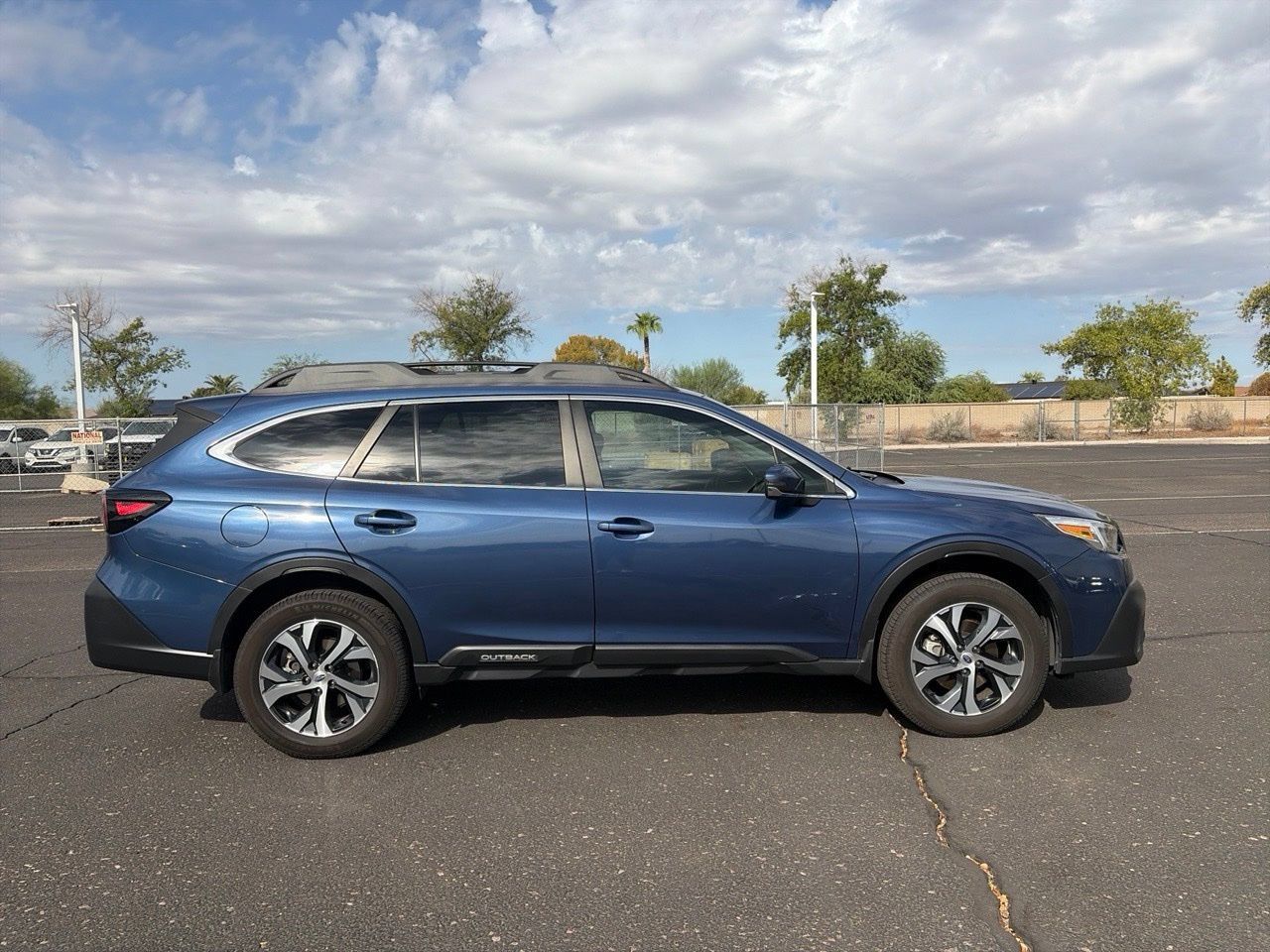 Used 2021 Subaru Outback Limited w/ Popular Package #2 AWD/4WD image 4