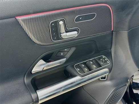 Certified 2023 Mercedes-Benz GLA 250 4MATIC image 21