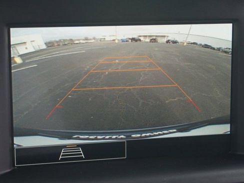 Certified 2024 GMC Terrain SLE image 6