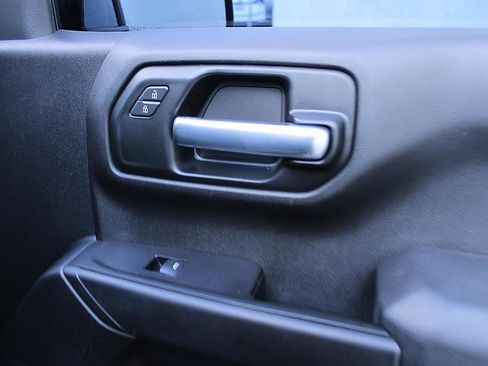 Used 2021 Chevrolet Silverado 1500 Custom image 19