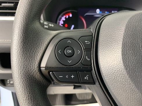 Used 2024 Toyota RAV4 XLE w/ Convenience Package FWD image 18