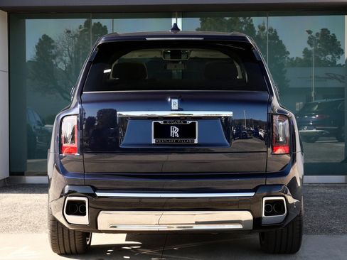 New 2026 Rolls-Royce Cullinan image 20