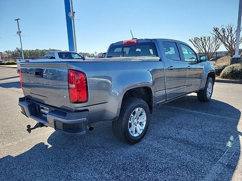 Used 2022 Chevrolet Colorado LT w/ LT Convenience Package image 7