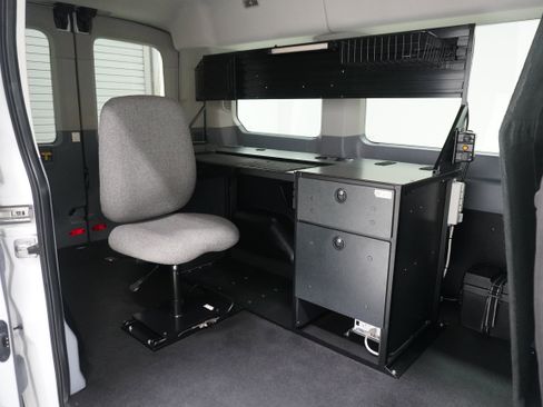 Used 2017 Ford Transit 150 XLT image 10