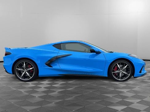 Used 2021 Chevrolet Corvette Stingray Premium Cpe w/ Z51 Performance Package image 6