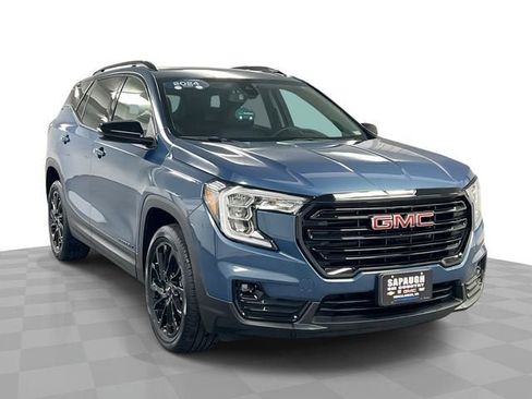 Certified 2024 GMC Terrain SLT w/ Elevation Edition AWD/4WD image 1