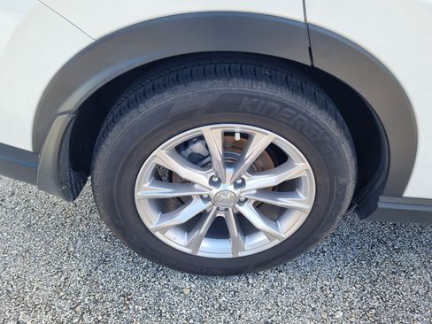 Used 2024 Honda CR-V EX-L image 11