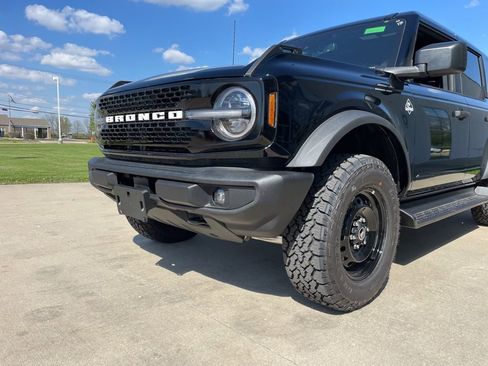 New 2026 Ford Bronco Outer Banks AWD/4WD image 14
