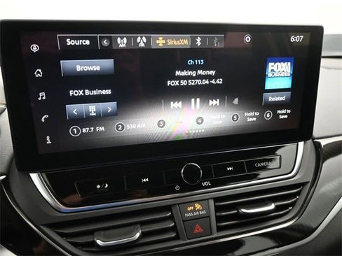 New 2025 Nissan Altima 2.5 SR image 19