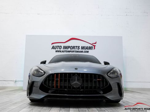Used 2025 Mercedes-Benz AMG GT 63 image 33