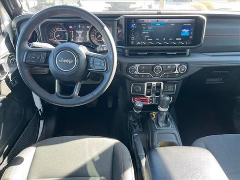 Used 2024 Jeep Wrangler Unlimited Rubicon image 7