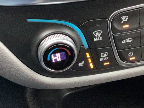 Used 2023 Chevrolet Equinox LT w/ Driver Convenience Package image 30