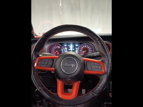 Used 2021 Jeep Gladiator Mojave image 19