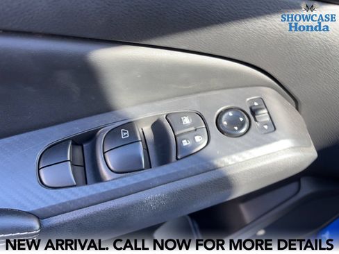 Used 2025 Nissan Altima 2.5 SV FWD image 11