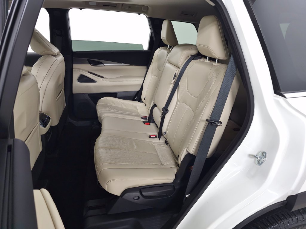 Used 2022 INFINITI QX60 Luxe w/ Performance Audio Package AWD/4WD image 32