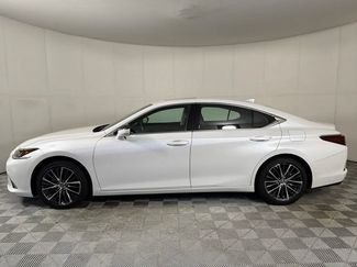 Used 2025 Lexus ES 350 w/ Premium Package FWD video 3