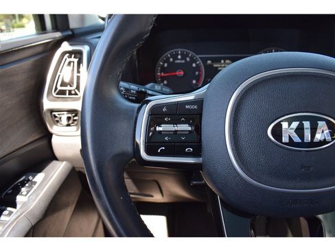 Used 2021 Kia Sorento EX w/ Panoramic Sunroof Package FWD image 25