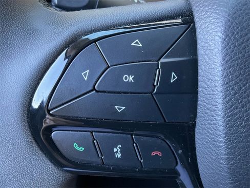 Certified 2023 Jeep Cherokee Altitude Lux image 31