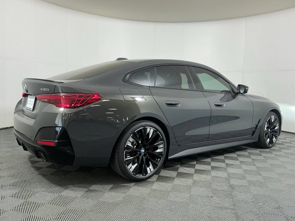 New 2026 BMW 430i w/ M Sport Package RWD image 5