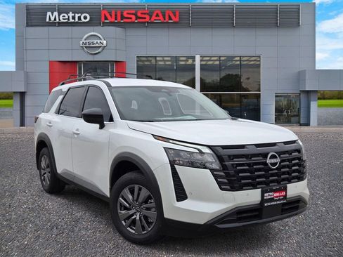 New 2026 Nissan Pathfinder SV FWD image 1
