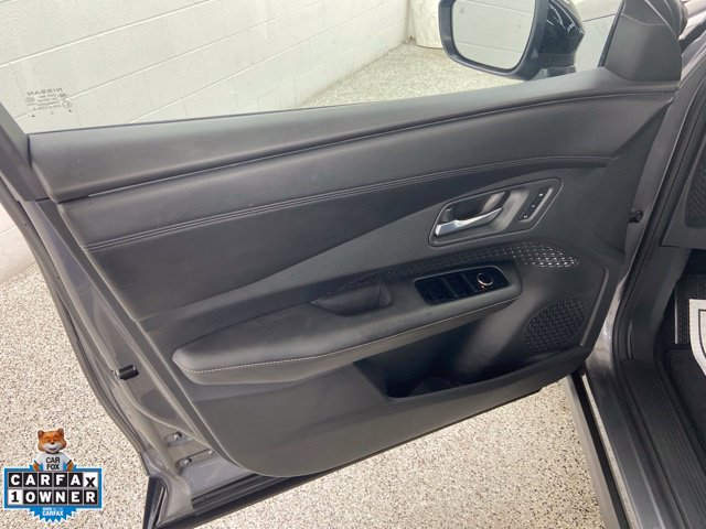Used 2023 Nissan Ariya FWD image 15