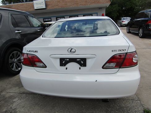 Used 2003 Lexus ES 330 image 3