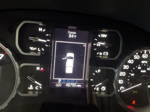 Used 2020 Toyota Tundra SR5 AWD/4WD image 19