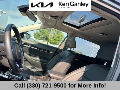 Certified 2024 Kia Seltos EX AWD/4WD image 12
