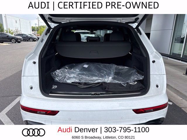Used 2024 Audi Q5 e Premium Plus w/ Premium Plus Package AWD/4WD image 6