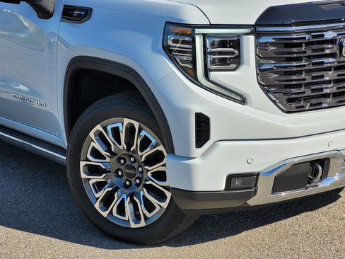 New 2026 GMC Sierra 1500 Denali Ultimate AWD/4WD image 6