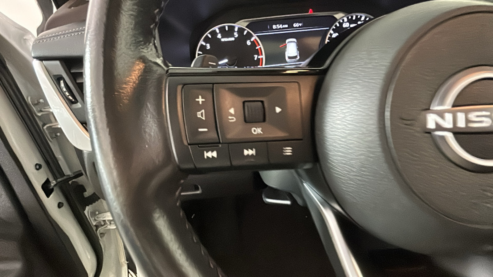 Used 2023 Nissan Rogue SV w/ SV Premium B Package AWD/4WD image 20