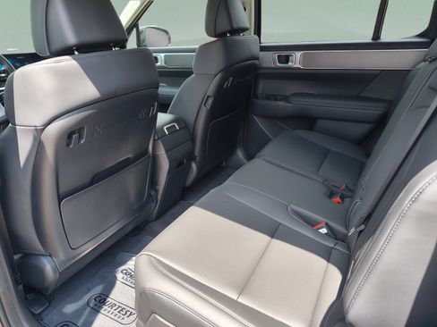 New 2027 Hyundai Santa Fe SEL FWD image 17