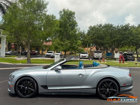 Used 2022 Bentley Continental GT AWD/4WD image 42