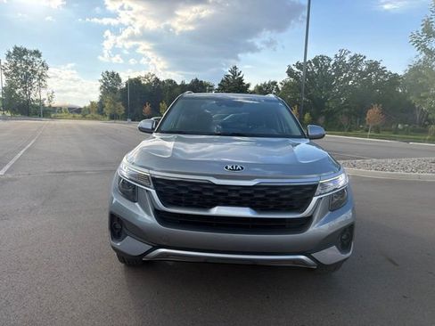 Used 2021 Kia Seltos S AWD/4WD image 8